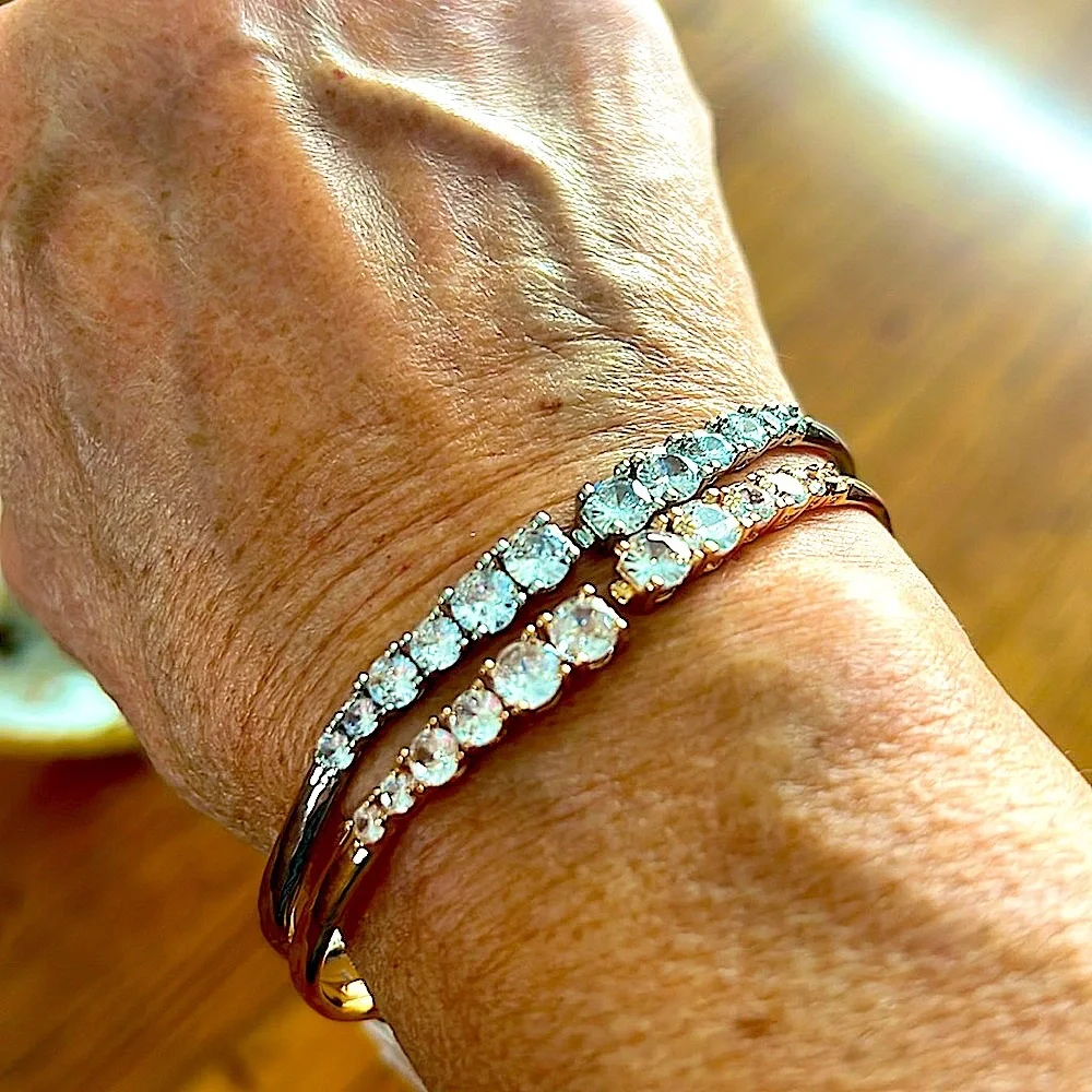 🔥NWT WHBM 2 beautiful diamond Likebracelets.1Gold&1SilverTone.Elegant&Versatile